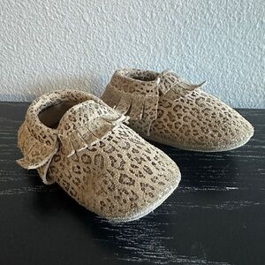 BirdRock Baby Moccasins Leopard Print